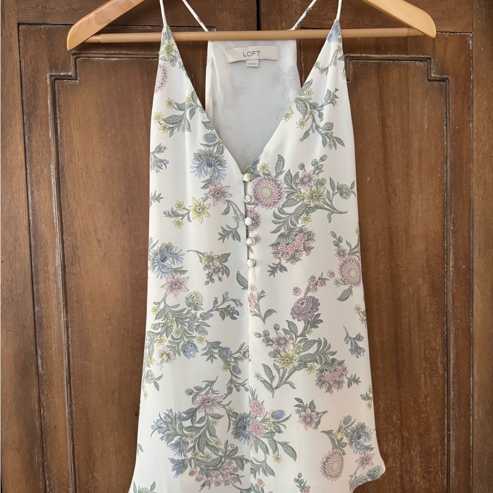 LOFT Sleeveless Camisole with Floral Print v-neck and racerback style